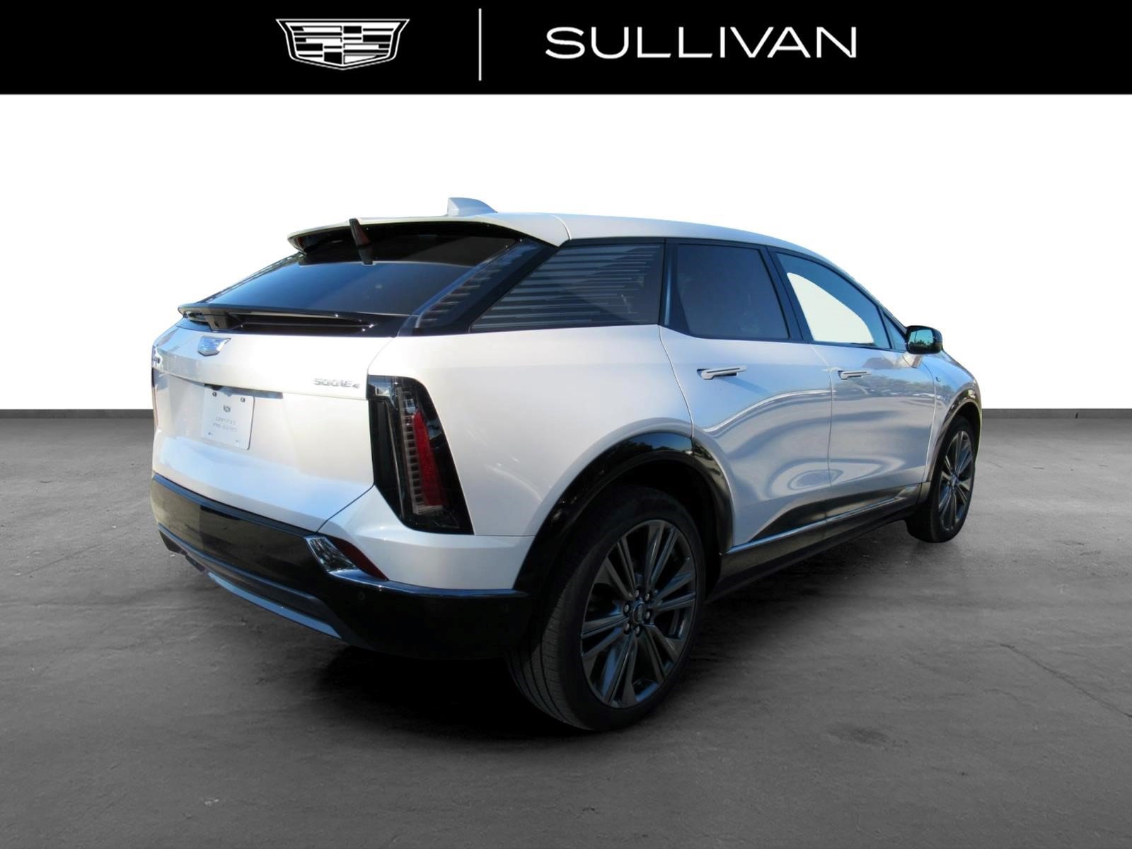 Certified 2025 Cadillac Optiq Sport 2 AWD/4WD image 8