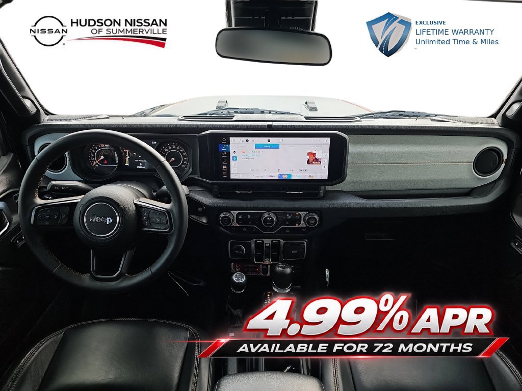 Used 2024 Jeep Gladiator Sport AWD/4WD image 14