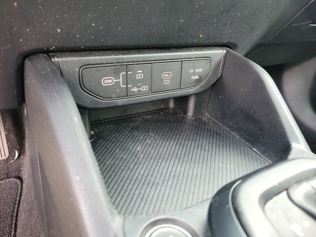 Used 2025 Kia K4 FWD image 12