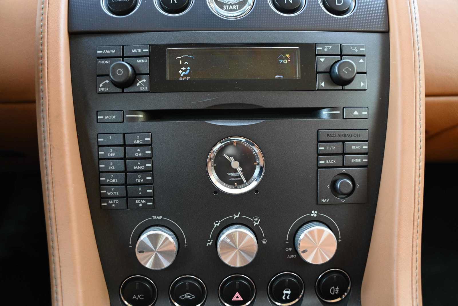 Used 2008 Aston Martin V8 Vantage Roadster RWD image 15