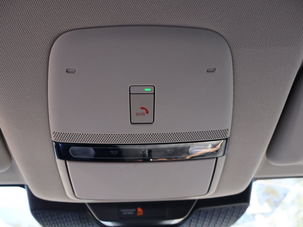 Used 2023 Nissan Ariya AWD image 53