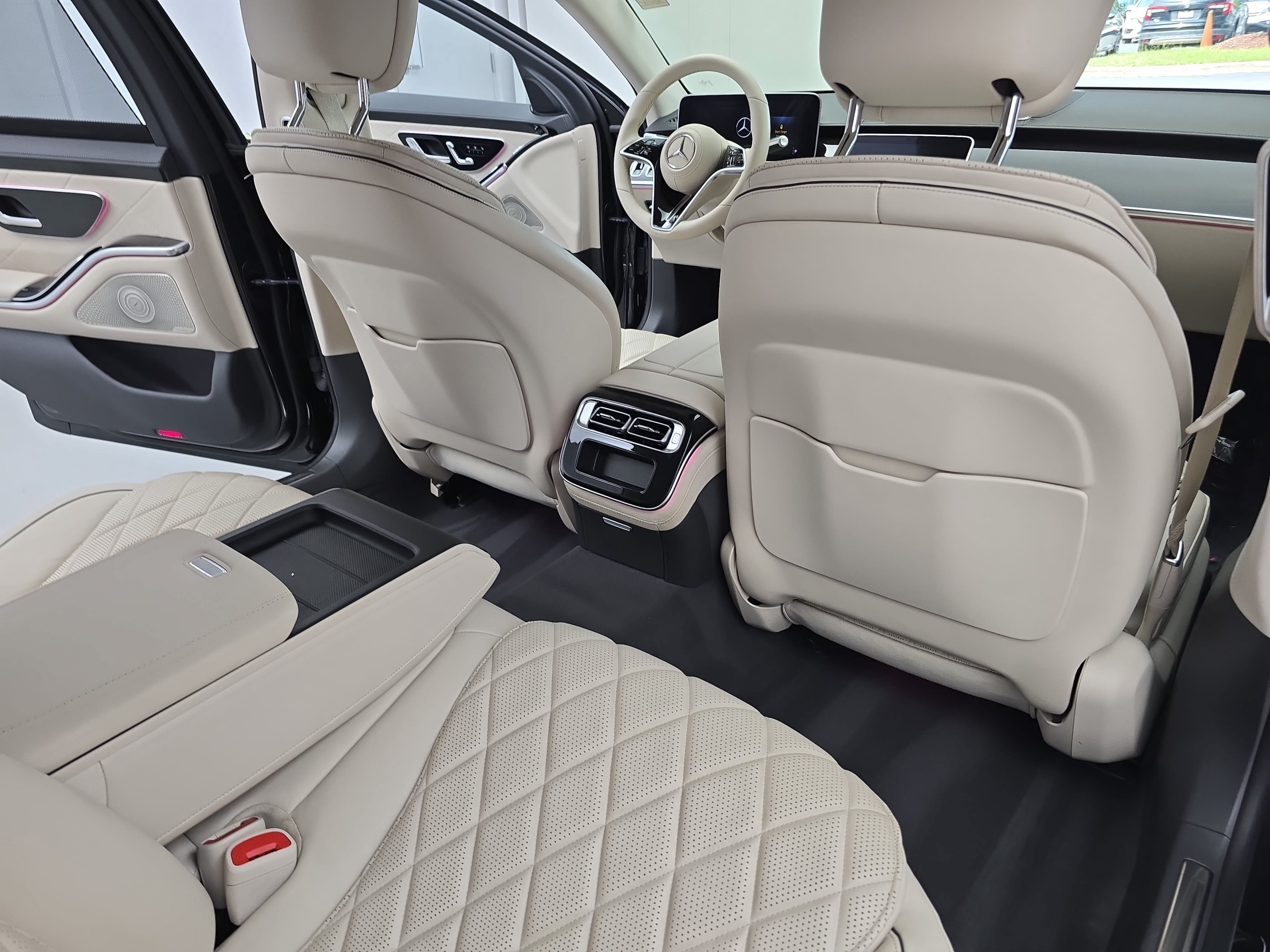 Certified 2023 Mercedes-Benz S 580 4MATIC Sedan image 11
