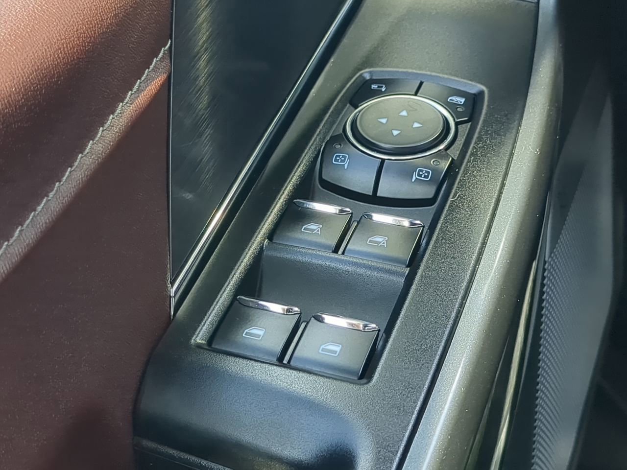 Certified 2023 Ford F150 Lariat image 24