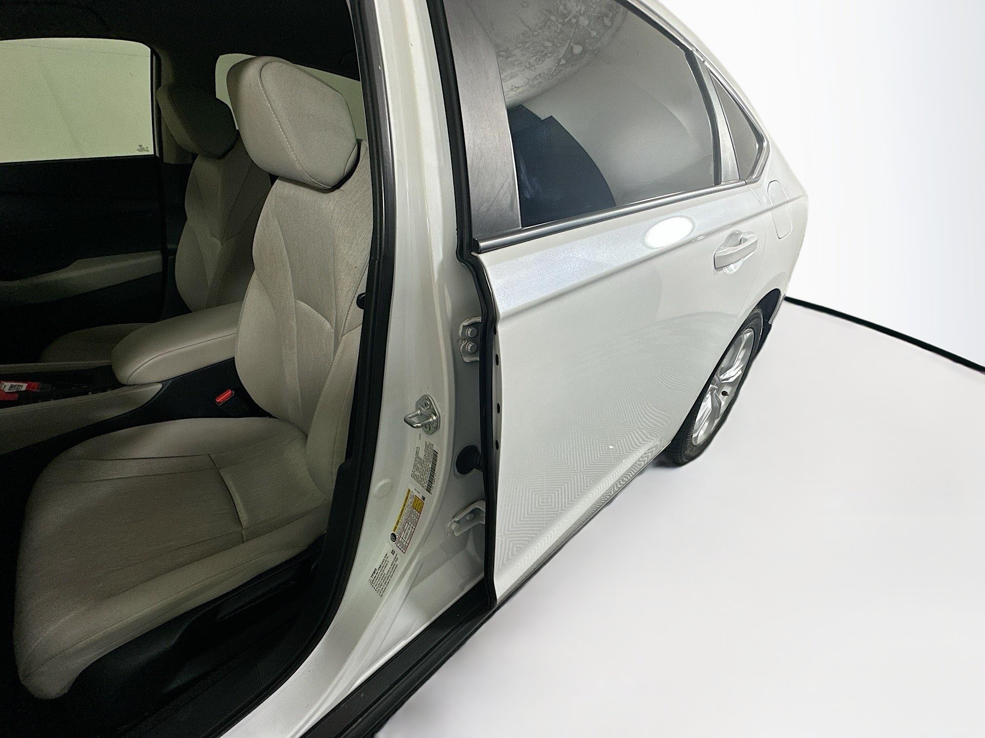Used 2023 Honda Accord LX image 12