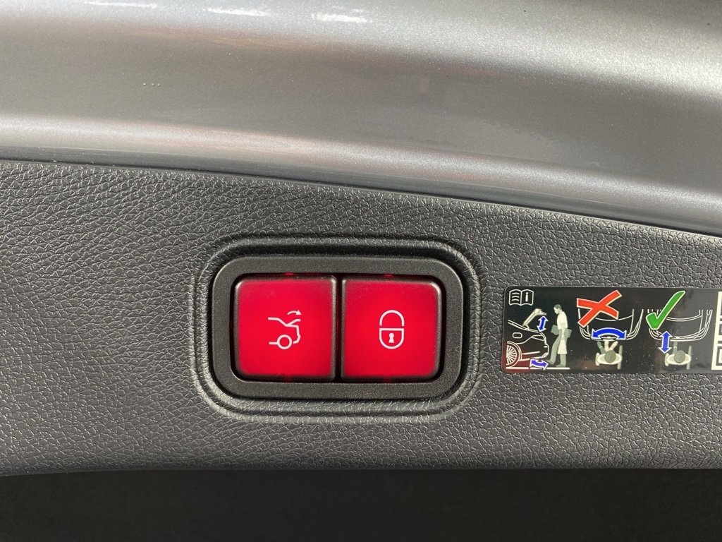 Used 2023 Mercedes-Benz E 53 AMG 4MATIC Coupe image 24