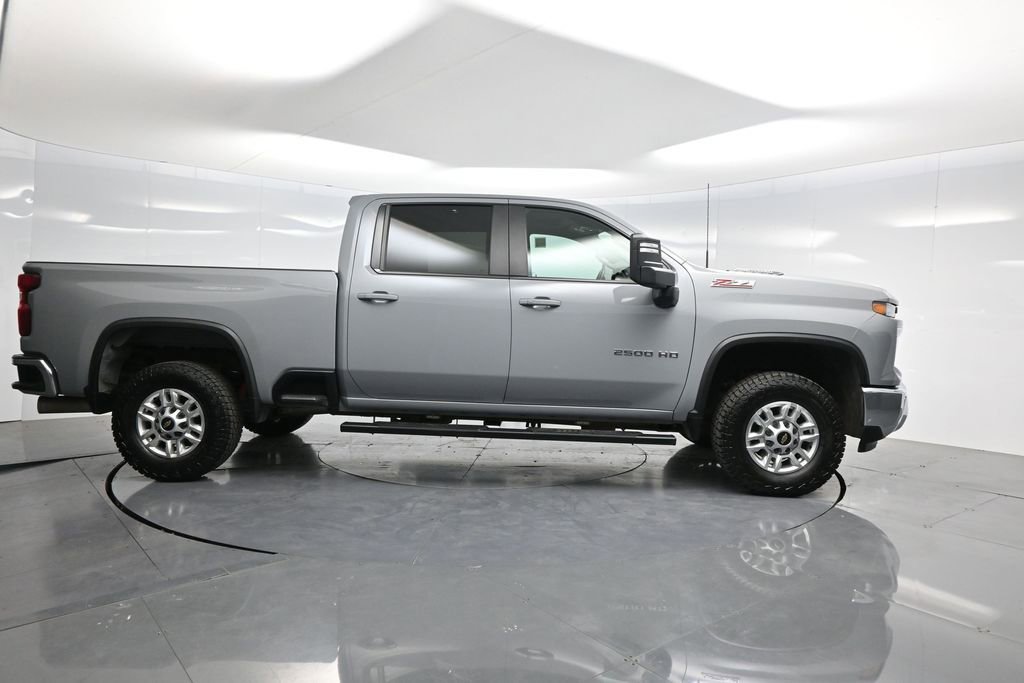 Used 2024 Chevrolet Silverado 2500 LT w/ Convenience Package image 40