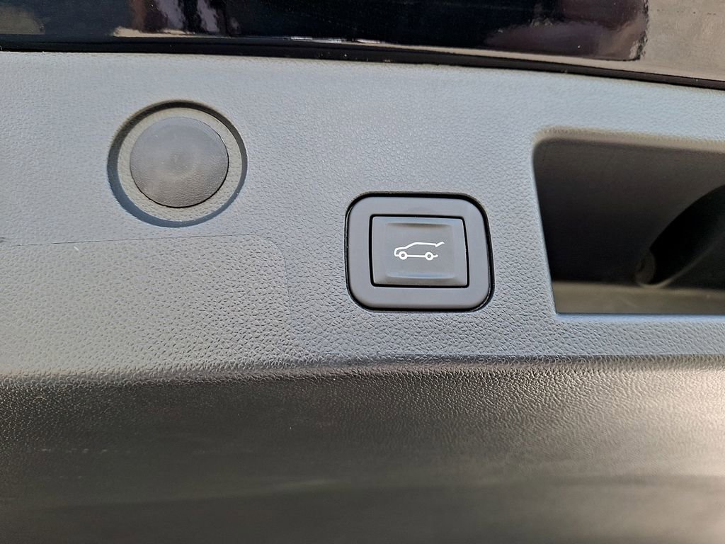 Used 2026 Chevrolet Equinox ACTIV w/ Convenience Package III image 31