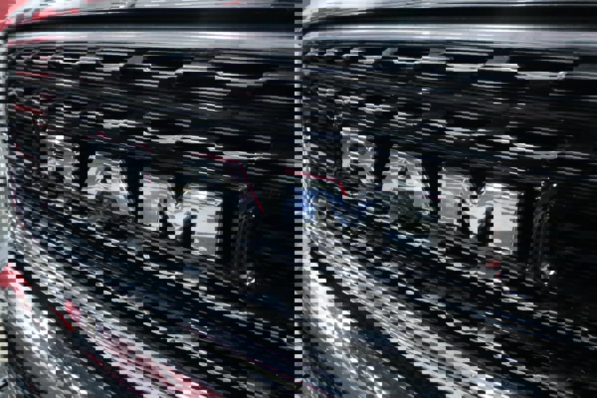 Used 2023 RAM 1500 Limited image 40