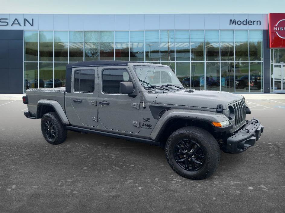 Used 2023 Jeep Gladiator Sport AWD/4WD image 3