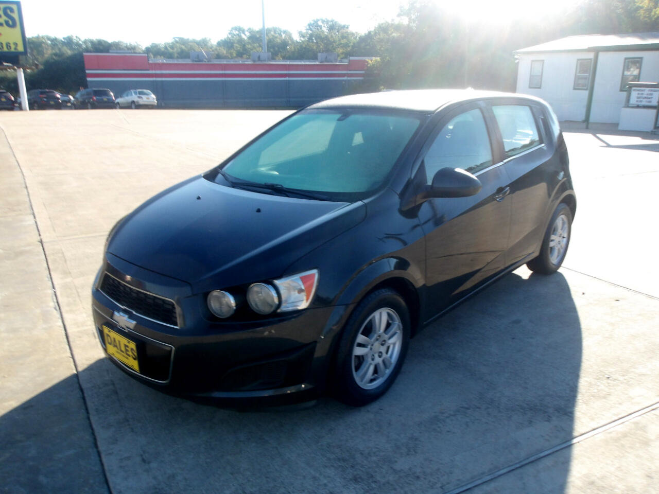 Used 2014 Chevrolet Sonic LT w/ Fun and Sun Package image 2