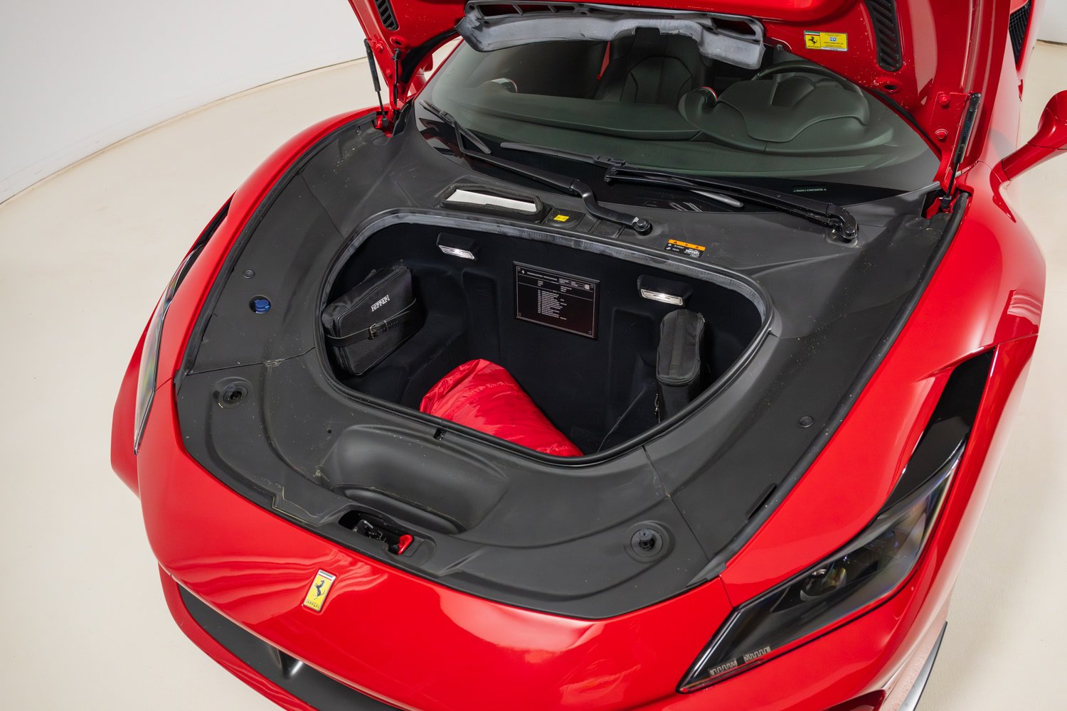 Certified 2021 Ferrari F8 Tributo RWD image 46