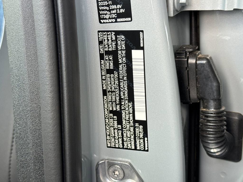 New 2026 Volvo EX30 Ultra w/ Climate Package image 27