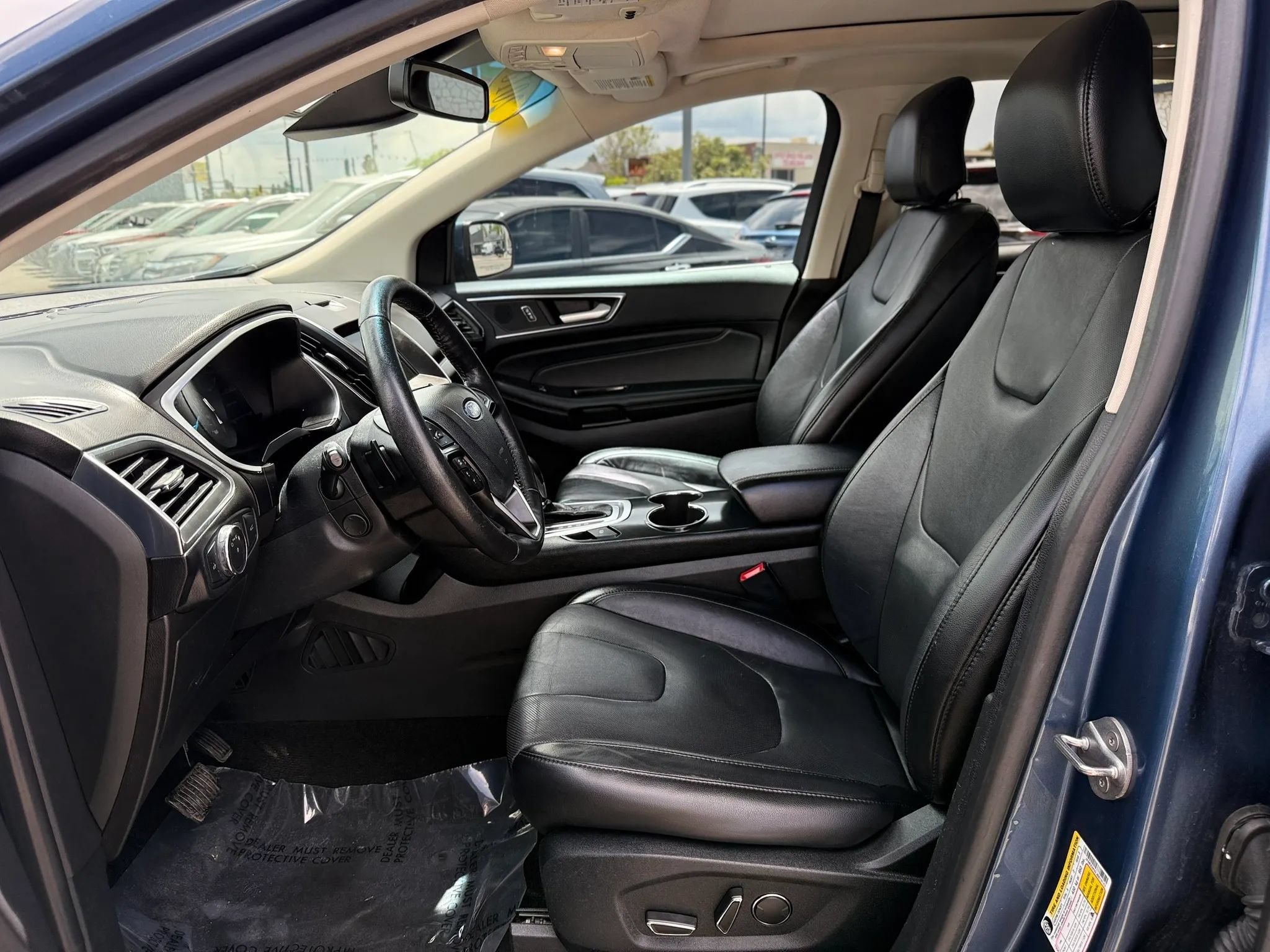 Used 2018 Ford Edge Titanium w/ Equipment Group 302A AWD/4WD image 12