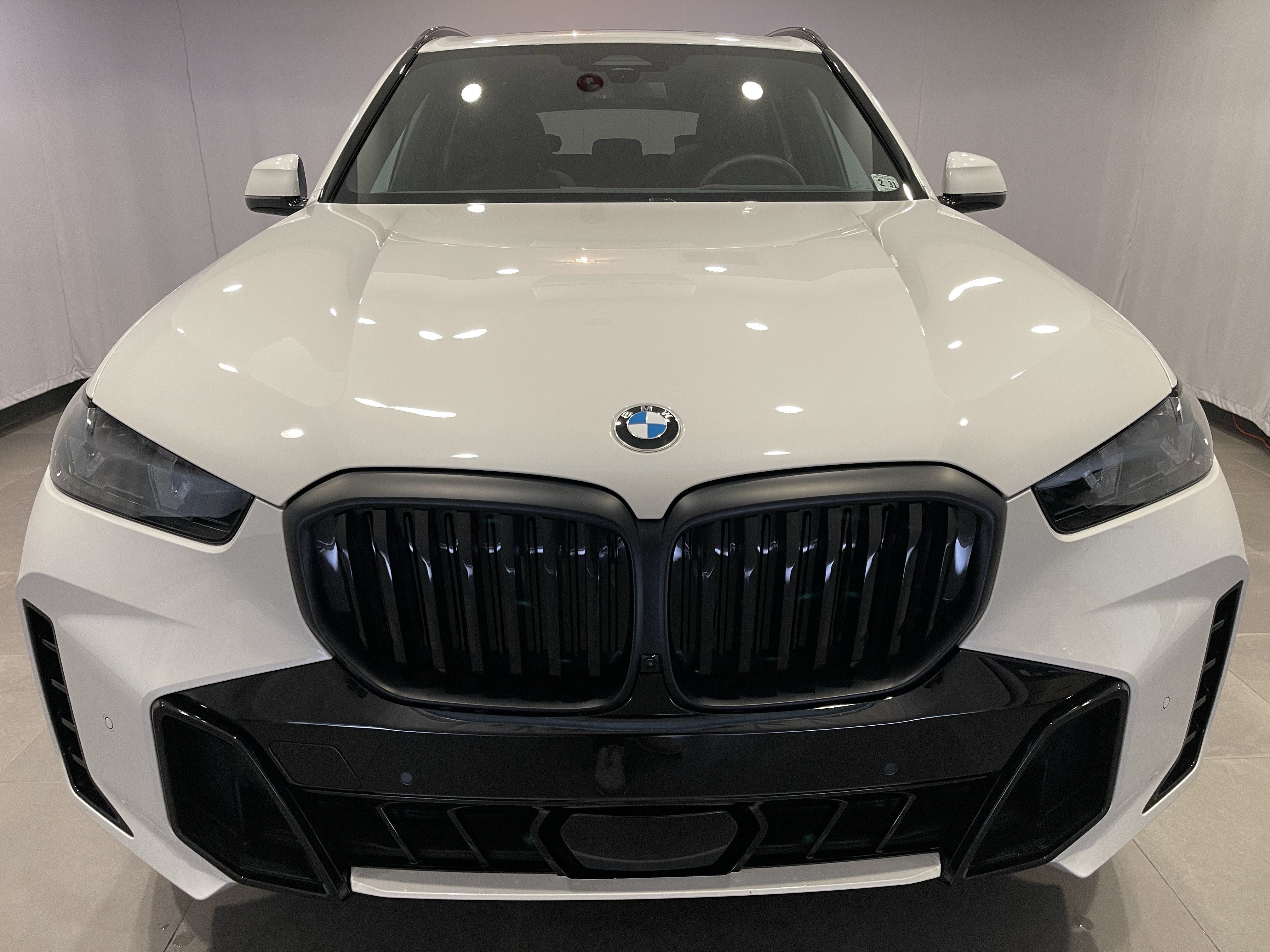 Used 2026 BMW X5 xDrive40i w/ M Sport Package AWD/4WD video 2