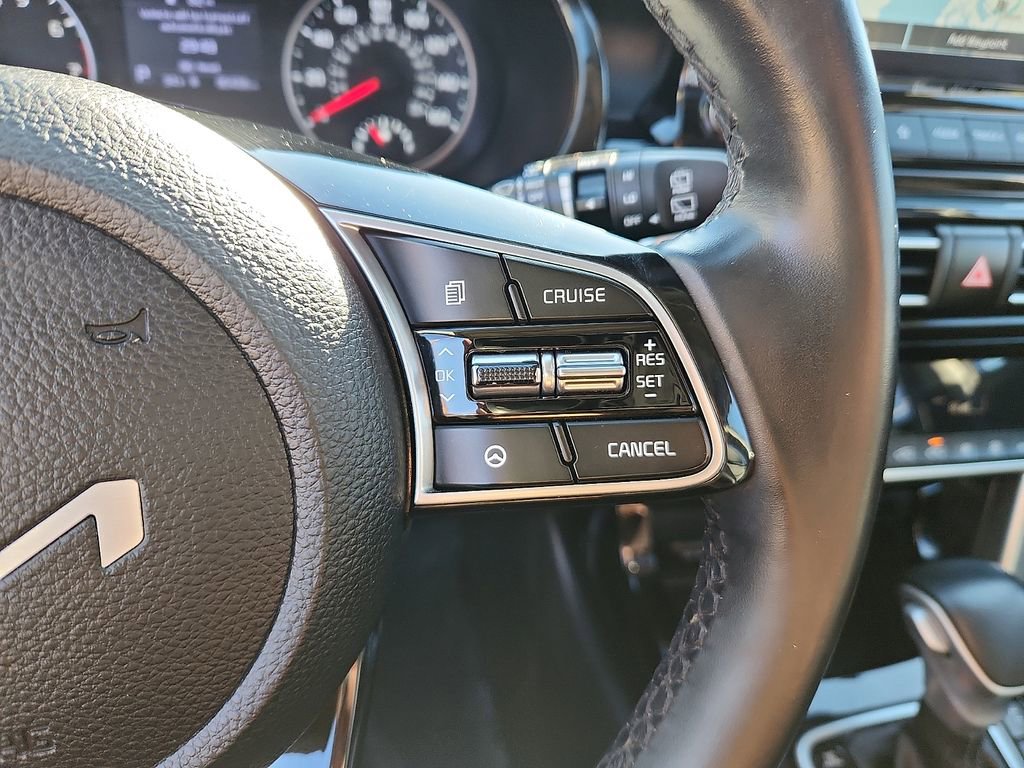 Used 2022 Kia Seltos EX image 23