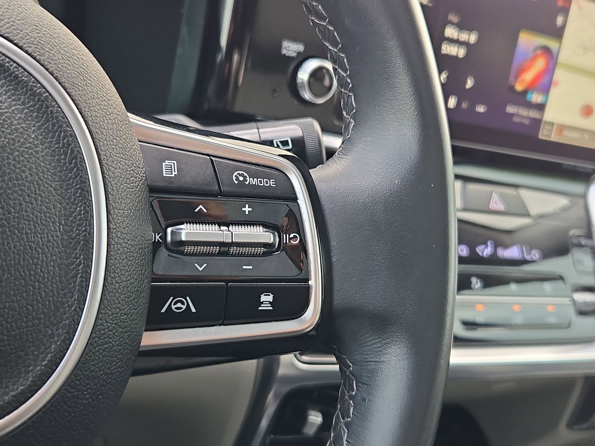 Used 2023 Kia Sorento SX image 20