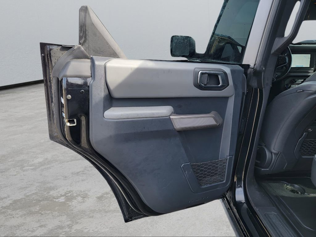 Used 2023 Ford Bronco Black Diamond image 24