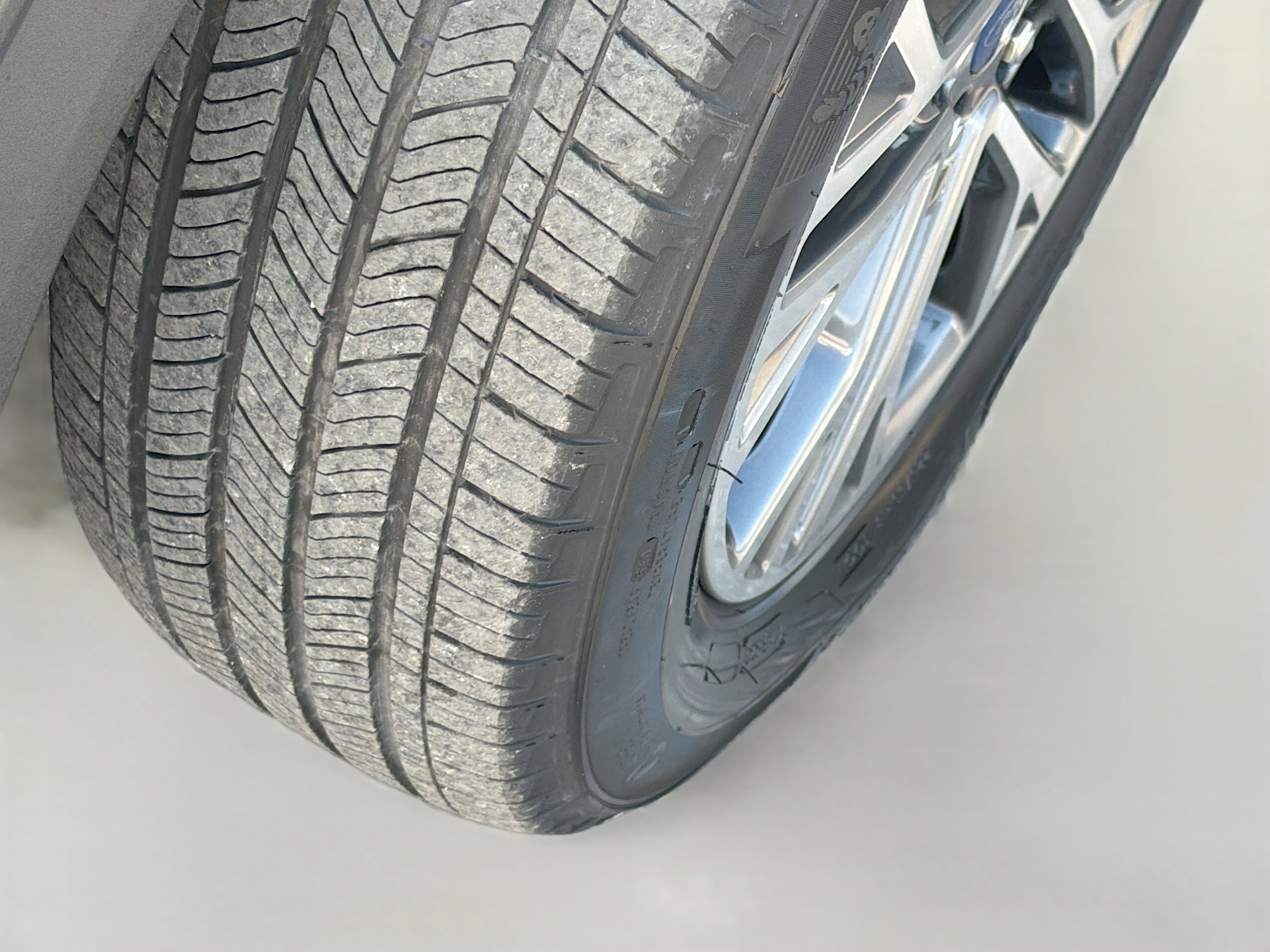 Used 2020 Ford Escape SEL image 43