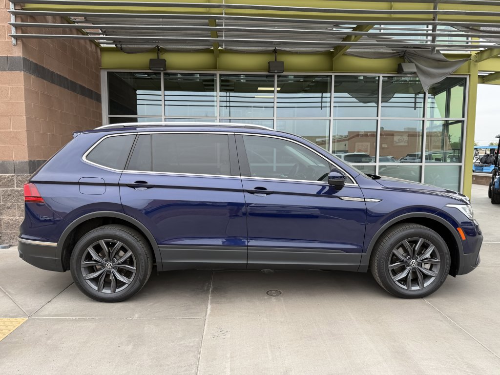 Used 2022 Volkswagen Tiguan SE FWD image 9