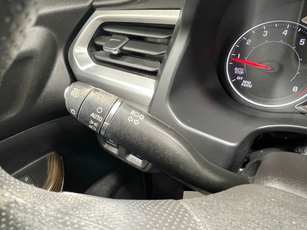 Used 2023 GMC Acadia SLE AWD/4WD image 25