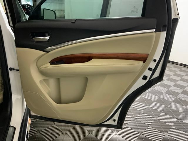 Used 2017 Acura MDX w/ Advance Package AWD/4WD image 30