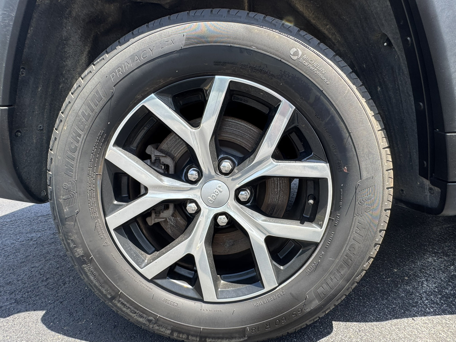 Used 2024 Jeep Grand Cherokee L Limited RWD image 20