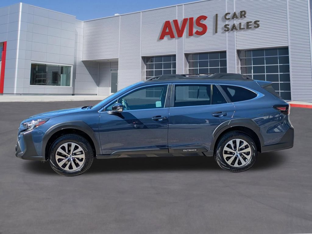 Used 2025 Subaru Outback Premium image 10