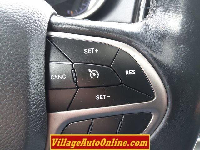 Used 2020 Jeep Grand Cherokee Limited w/ Luxury Group II image 14