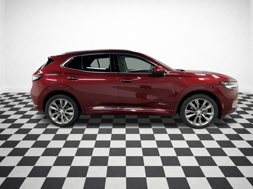 Used 2021 Buick Envision Avenir w/ Technology Package II image 2