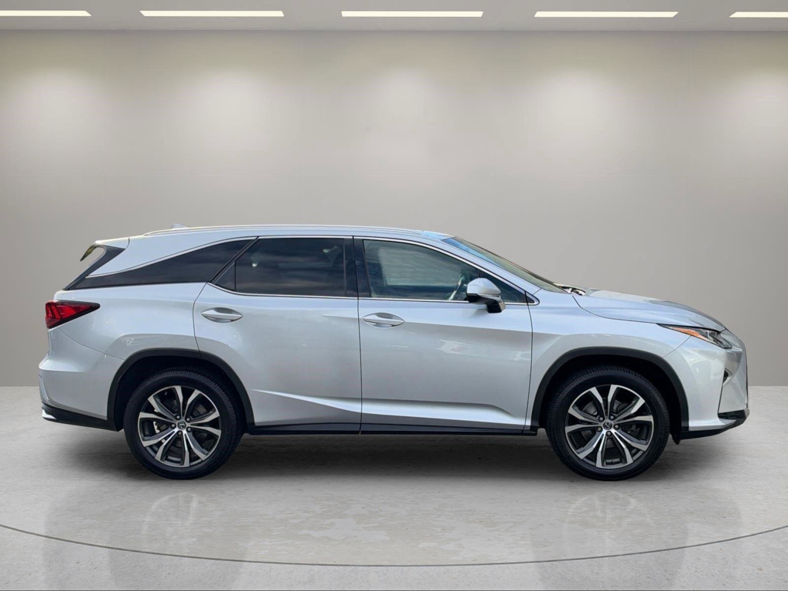 Used 2019 Lexus RX 350L FWD image 8