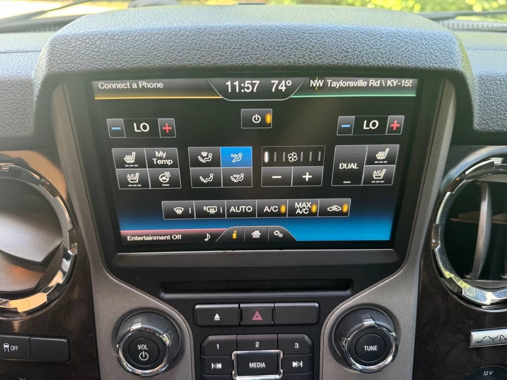 Used 2016 Ford F350 Platinum w/ FX4 Off-Road Package AWD/4WD image 23