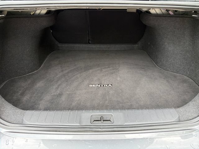 Used 2025 Nissan Sentra SR FWD image 27