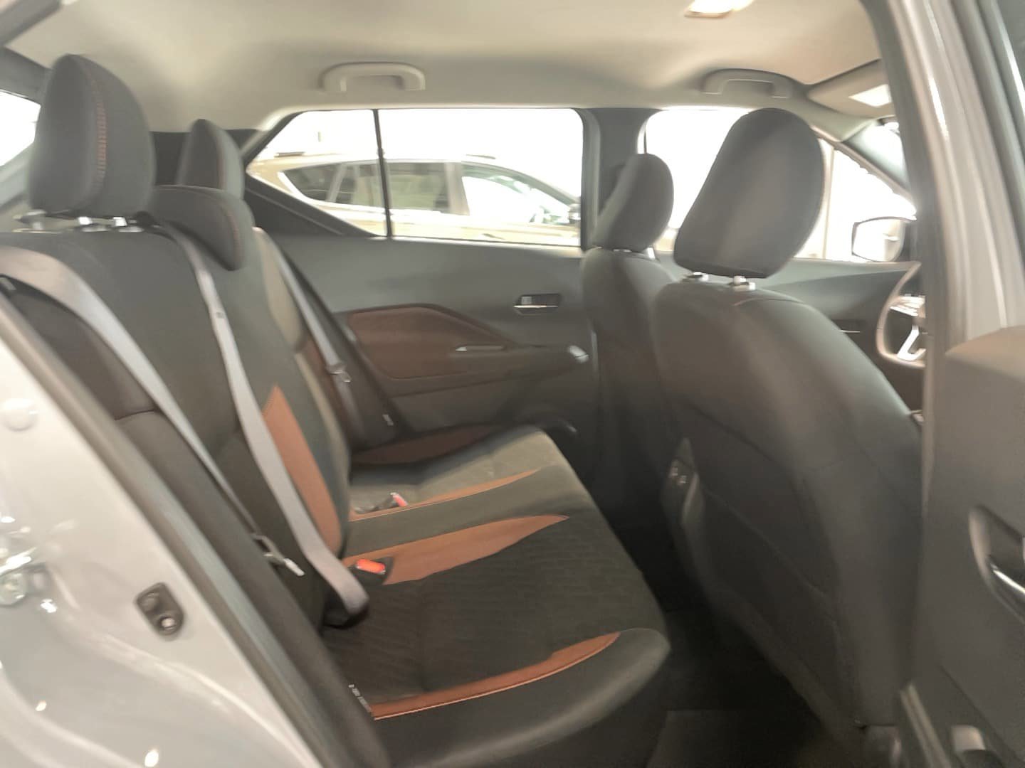 Used 2024 Nissan Kicks SR FWD image 18