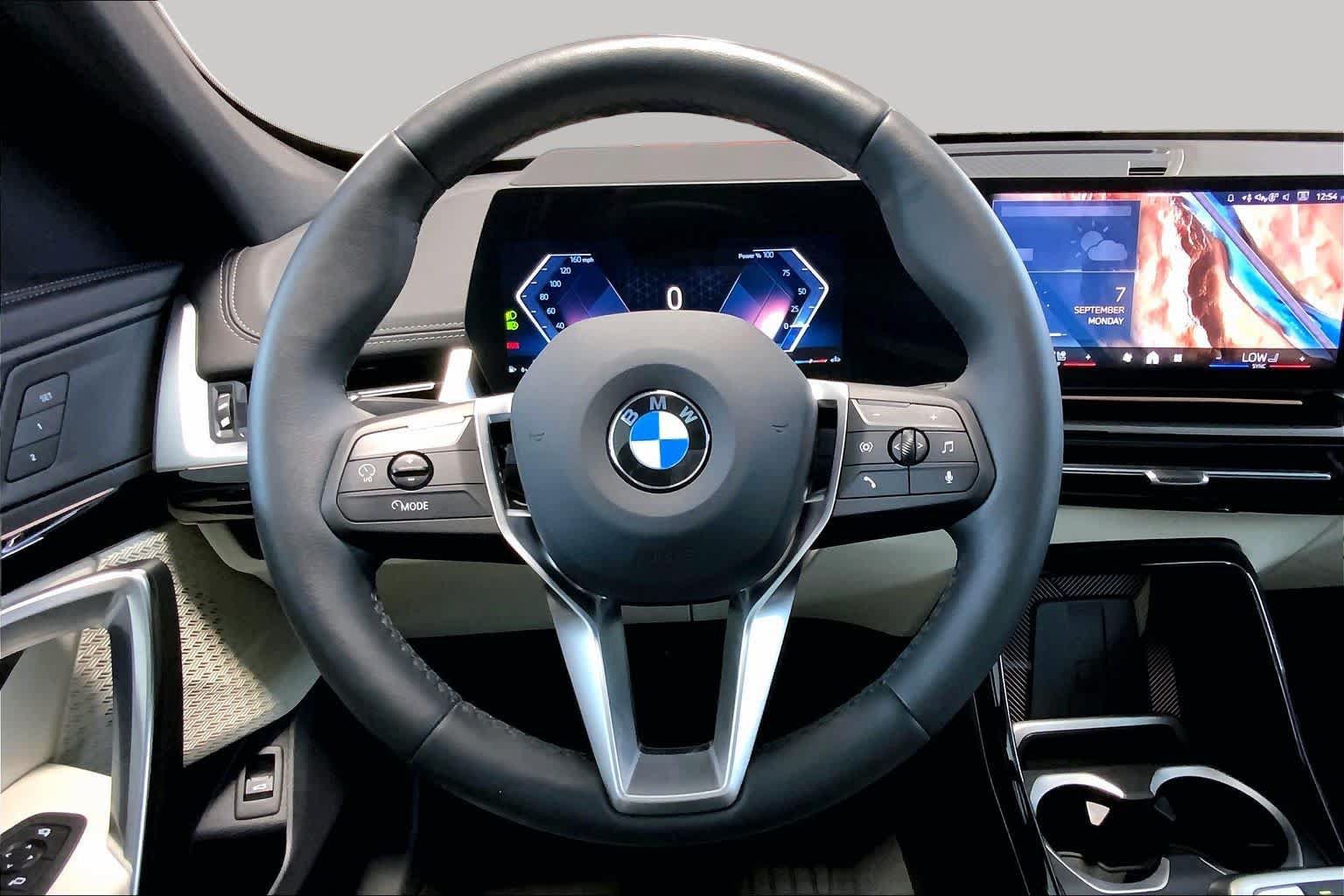 Used 2026 BMW X1 xDrive28i AWD/4WD image 5