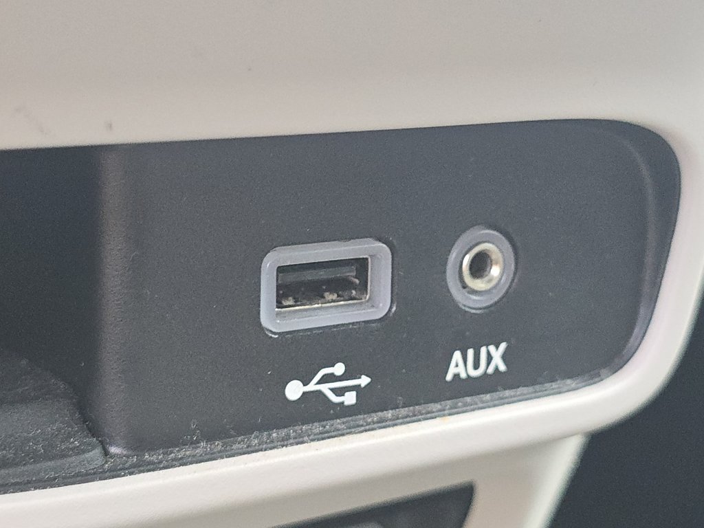Used 2018 Chrysler Pacifica Touring-L Plus FWD image 29