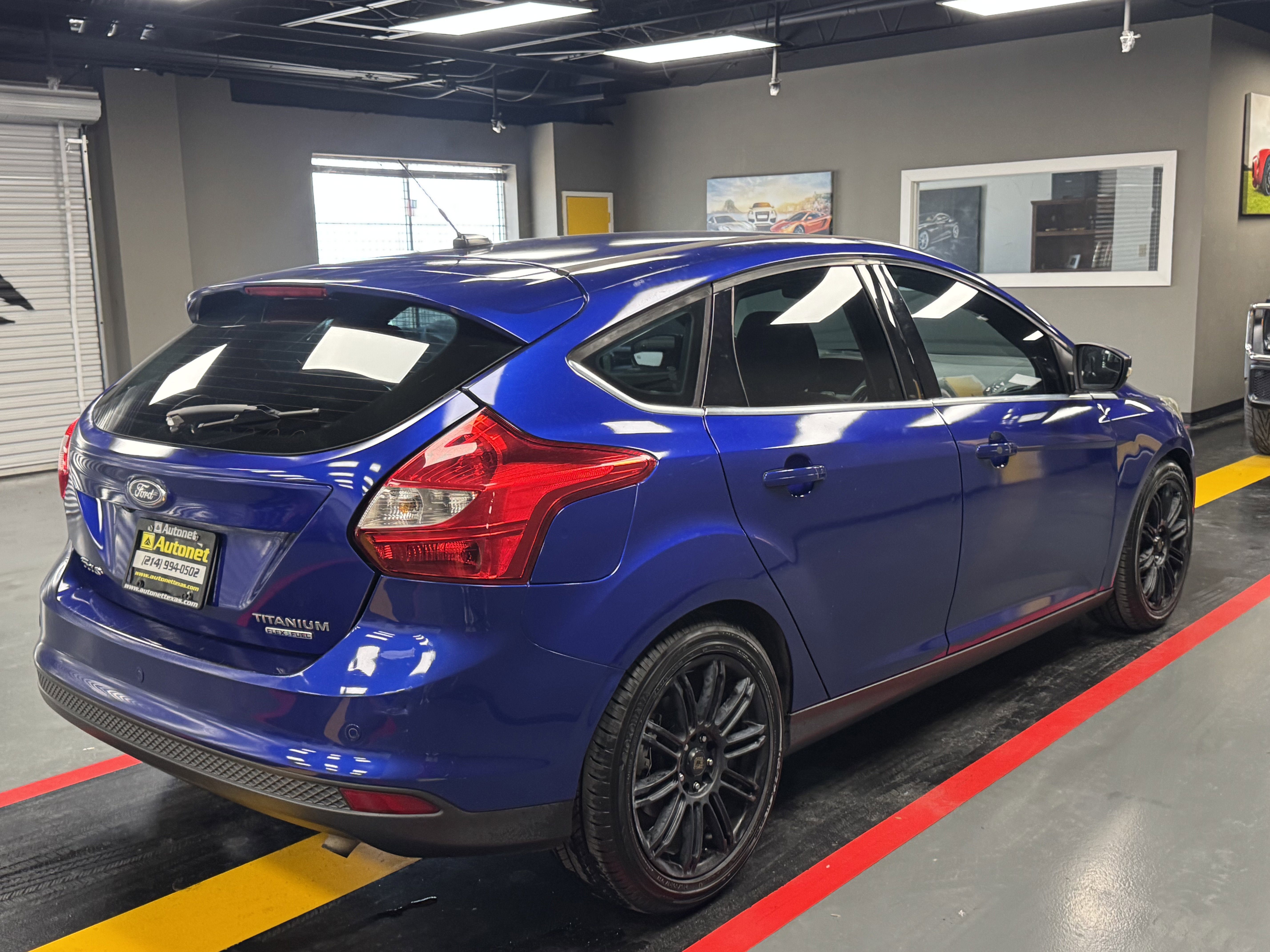 Used 2014 Ford Focus Titanium FWD image 5