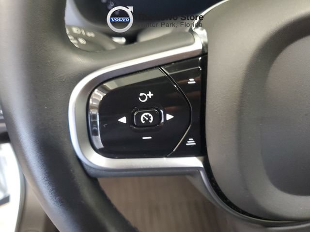 Certified 2023 Volvo XC60 B5 Plus w/ Protection Package Premier AWD/4WD image 19