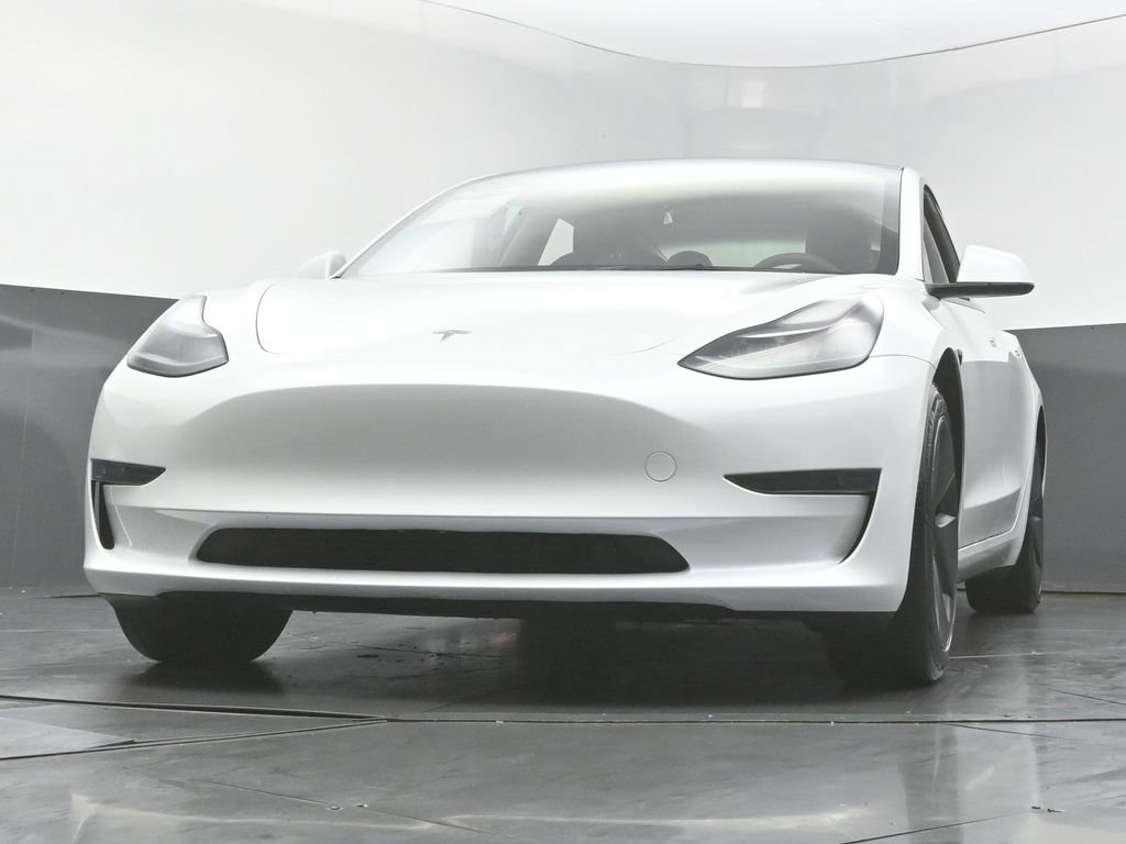 Used 2023 Tesla Model 3 Standard Range RWD image 47