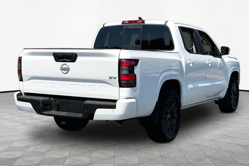 Used 2022 Nissan Frontier SV RWD image 5