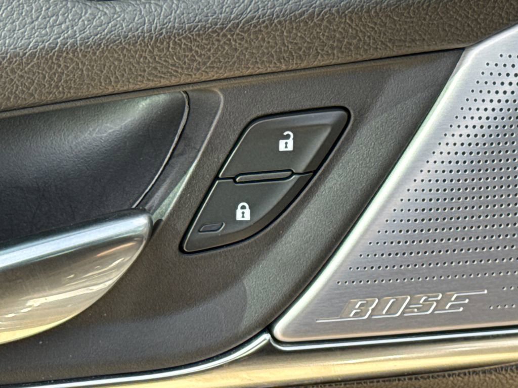 Used 2025 Cadillac CT4 V image 21