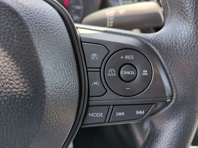 Certified 2025 Toyota Corolla LE FWD image 18