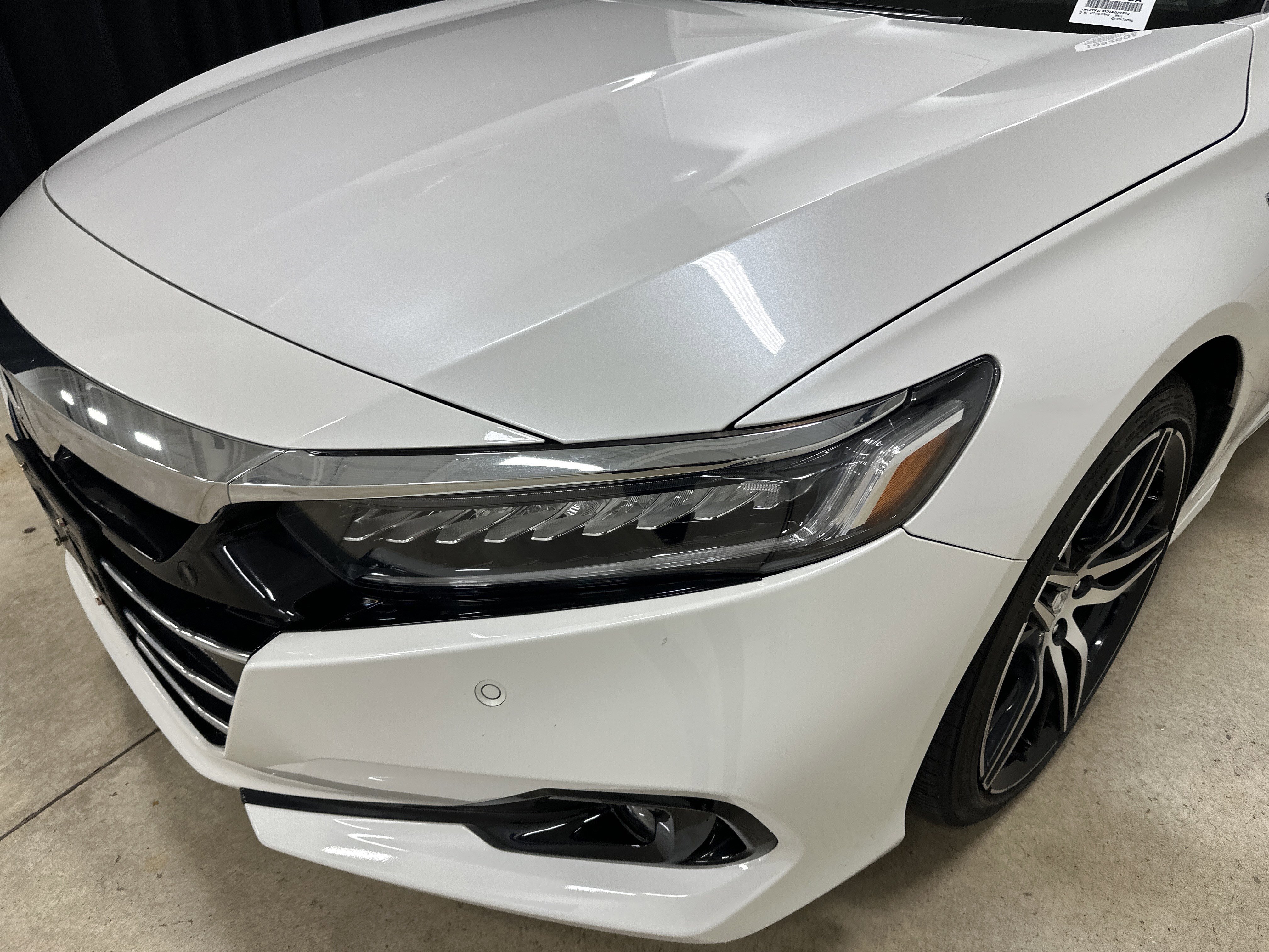 Used 2022 Honda Accord Touring image 6