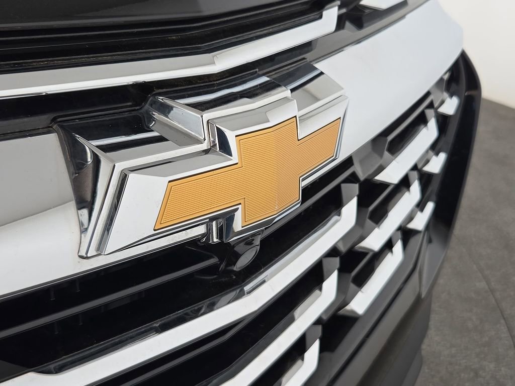Used 2025 Chevrolet Equinox LT image 37
