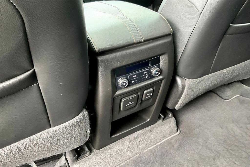 Used 2019 Chevrolet Traverse Premier w/ Redline Edition FWD image 10