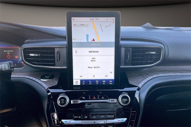 Used 2022 Ford Explorer Platinum w/ Technology Package image 6