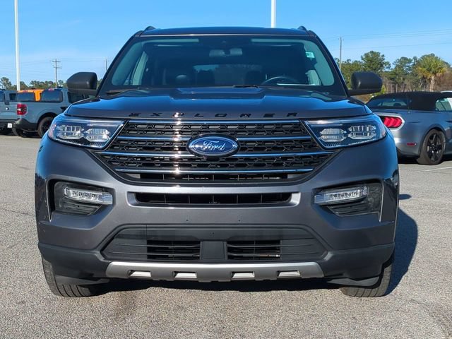 Used 2022 Ford Explorer XLT w/ Equipment Group 202A AWD/4WD image 9