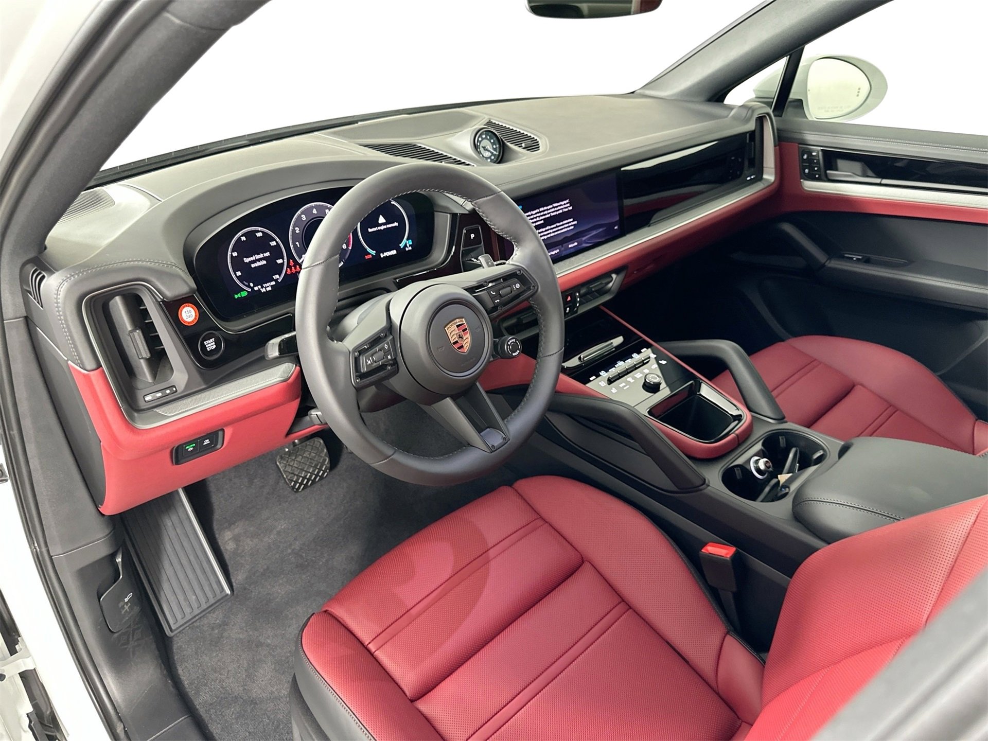 New 2026 Porsche Cayenne E-Hybrid Coupe image 4