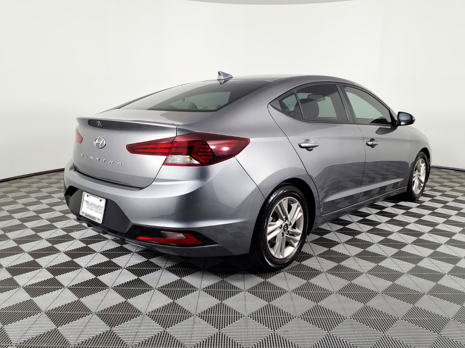 Used 2020 Hyundai Elantra Value Edition FWD image 4