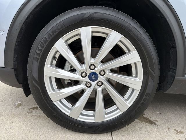 Used 2022 Ford Escape Titanium w/ Titanium Elite Package image 12