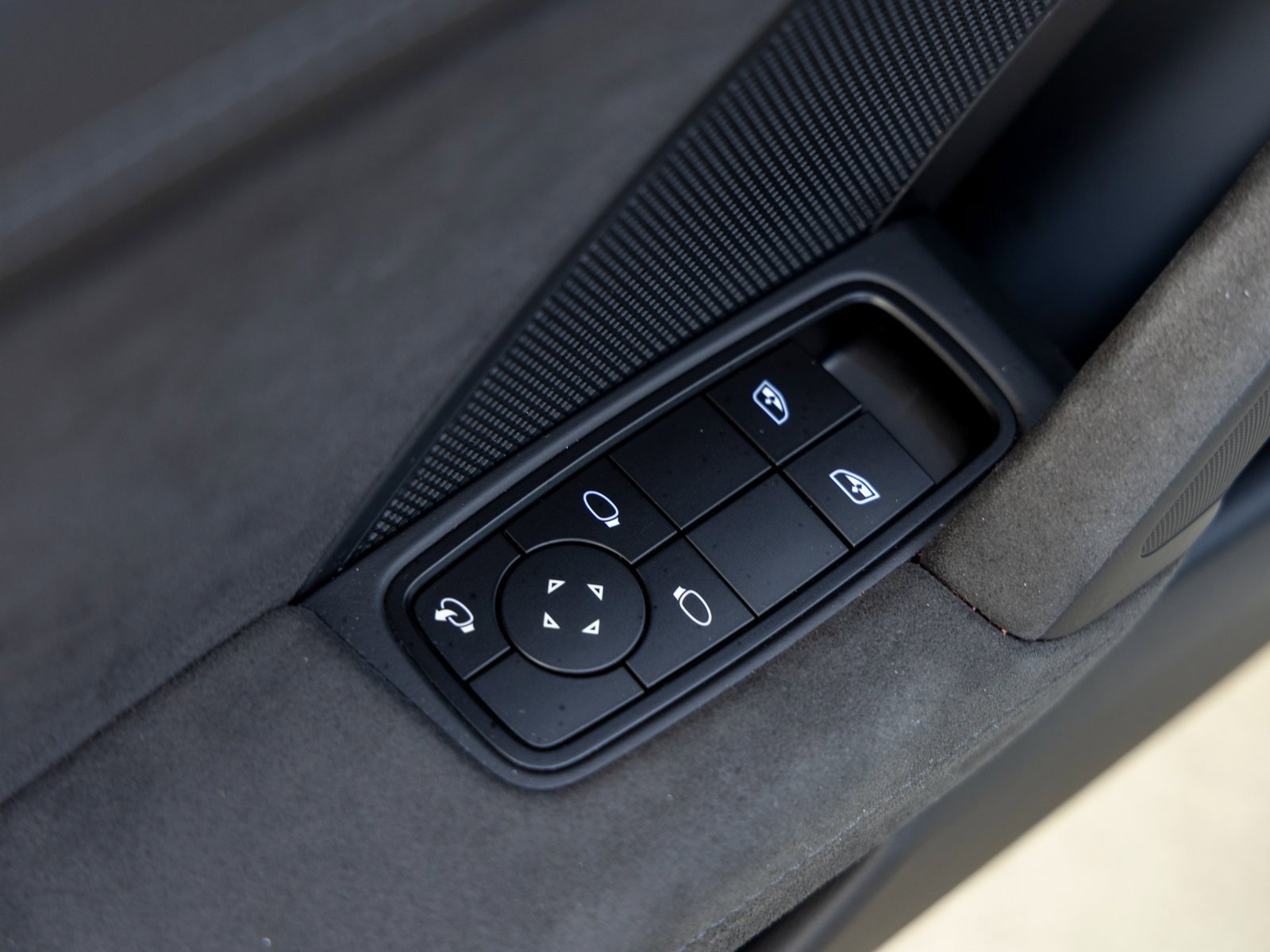 Used 2024 Porsche 911 Carrera GTS image 23